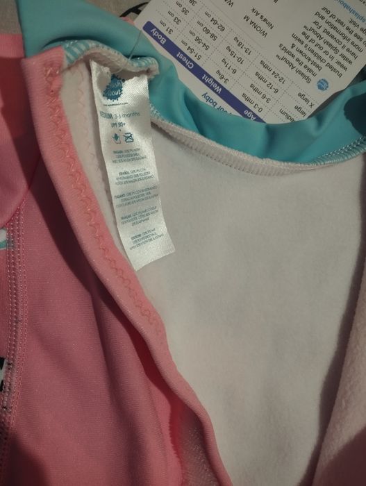 Дитячій купальник для дівчинки. Новий .