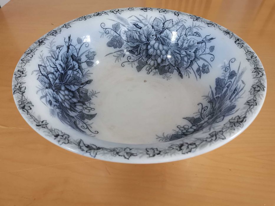 miska Vileroy & Boch seria Trauben,  ponad 100 lat