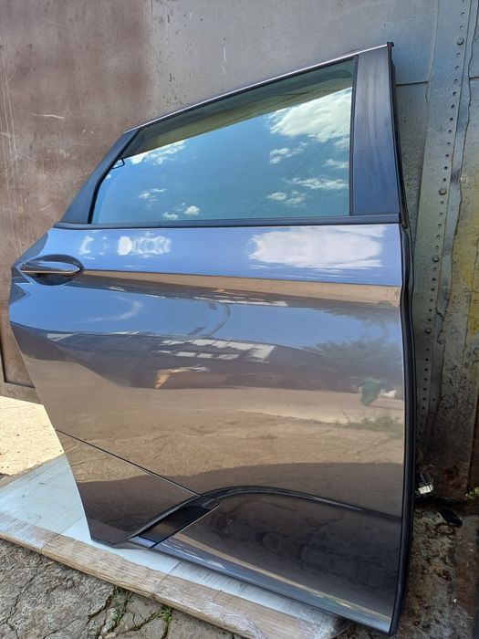 Honda Clarity Двери