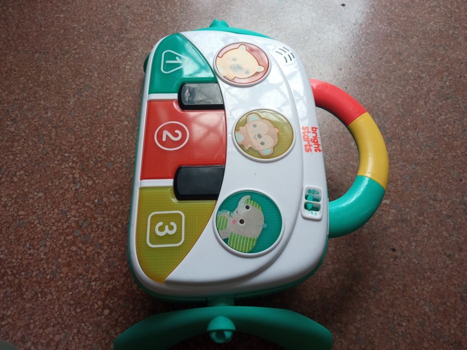 Piano de bebé, usado