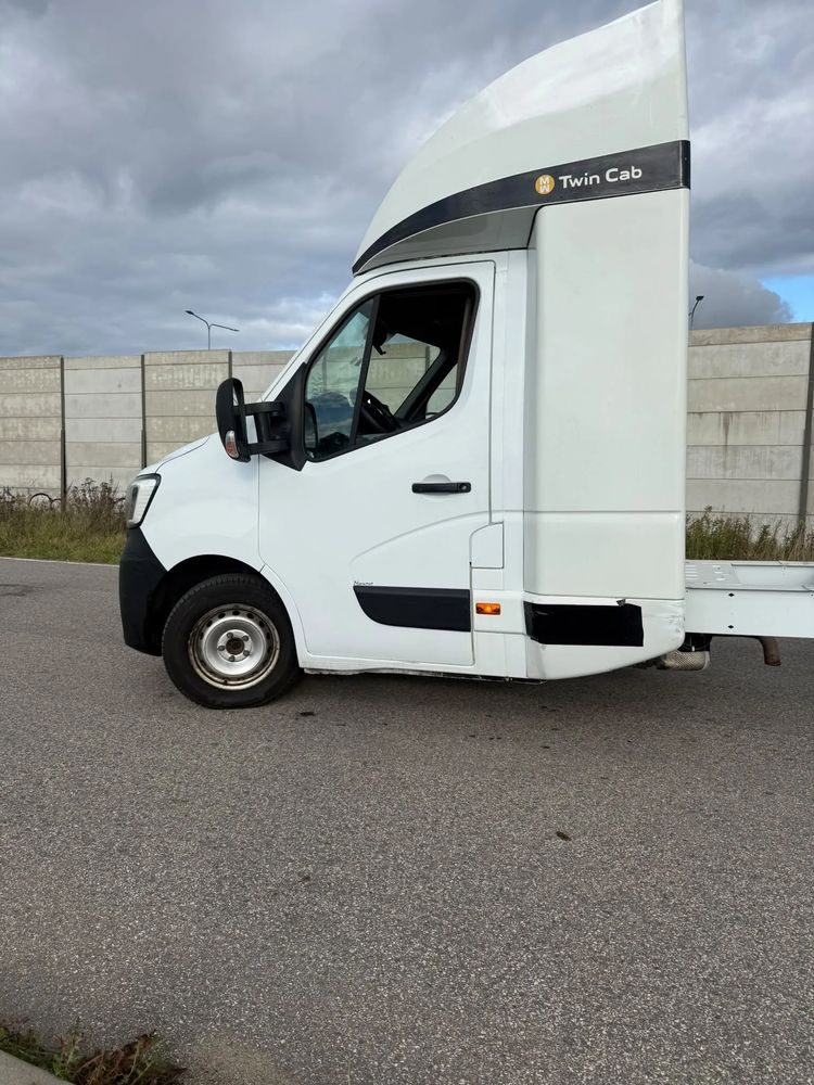 alt
