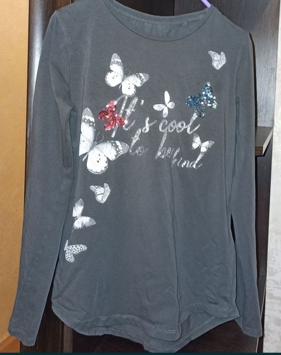 Кофти ,регланы Футболки на дівчинку 140-158