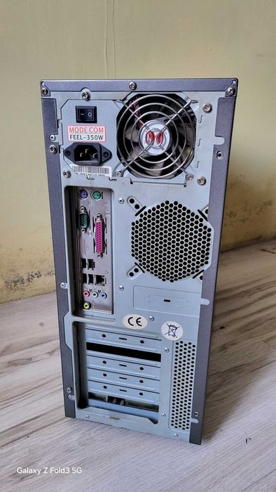 Komputer Intel Celeron D 2,8ghz ddr 512mb 80 + 60 hdd