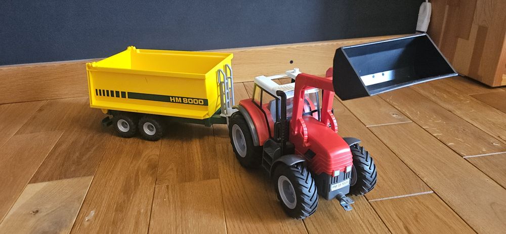 Playmobil 70131 Country Duży traktor z przyczepą