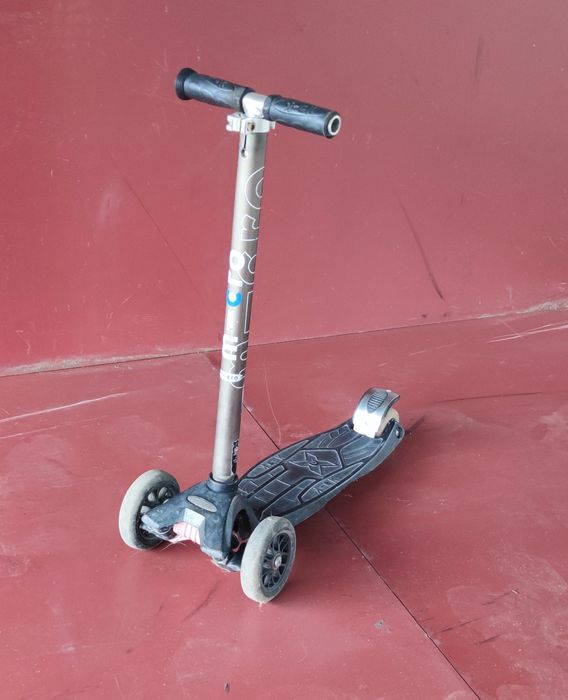 Hulajnoga Maxi Micro Deluxe