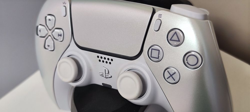 Comando PS5 DualSense Chroma Pearl