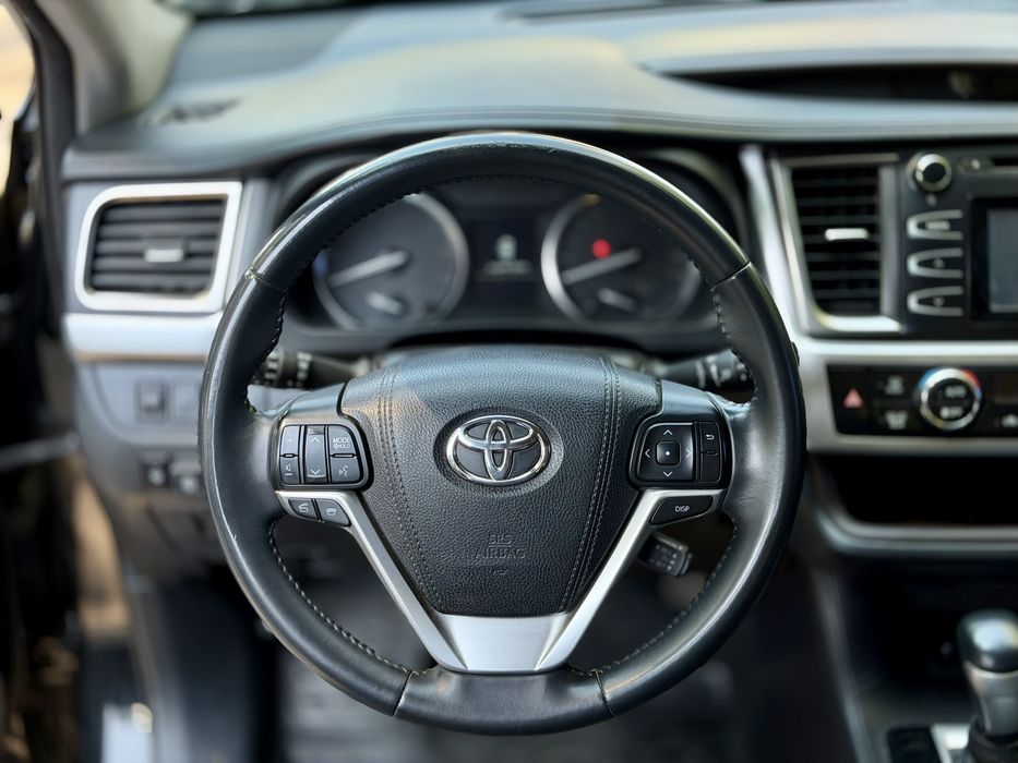 Toyota Highlander Awd 2016