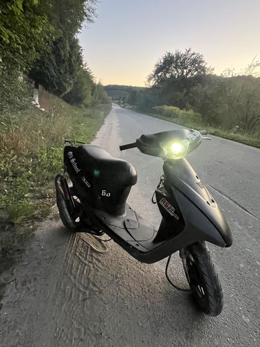 Suzuki lets 2 мопет заряжиний на всі бабки