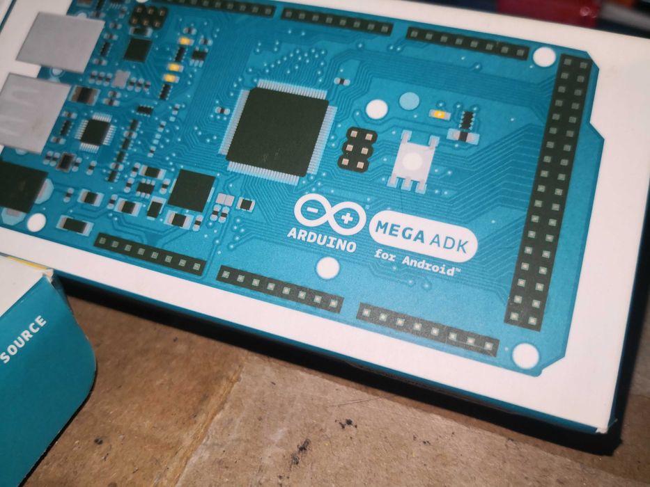Lote Arduino Original NOS – Mega ADK + Mega 2560 + Uno + LCD/SD