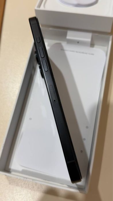 Продам IPhone 16 ProMax 256GB