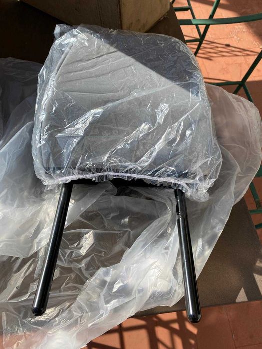 Encostos Cabeça Citroen C4 Max NOVOS - 2 unidades