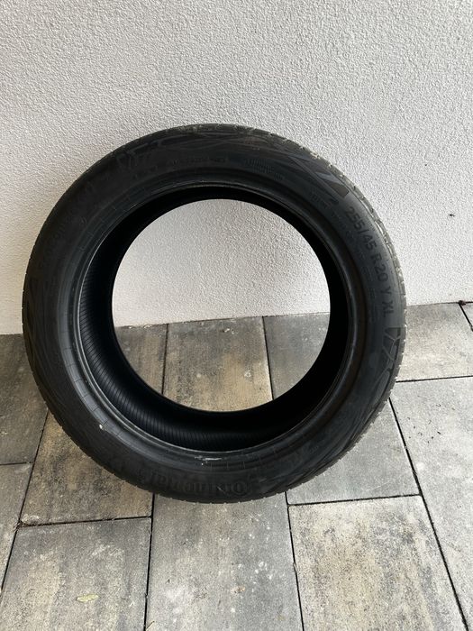 Opona Continental Ecocomtact 6 255/45/20