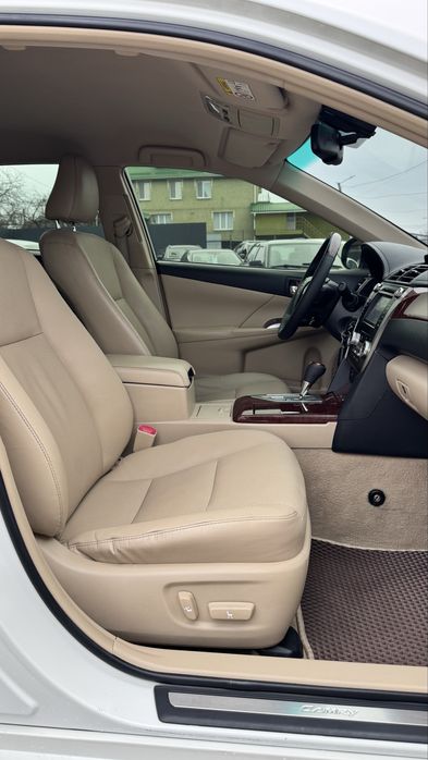 ОФІЦІЙНА Toyota Camry Тойота Камрі XV 50 2014 р 2,5 бенз 6АКПП