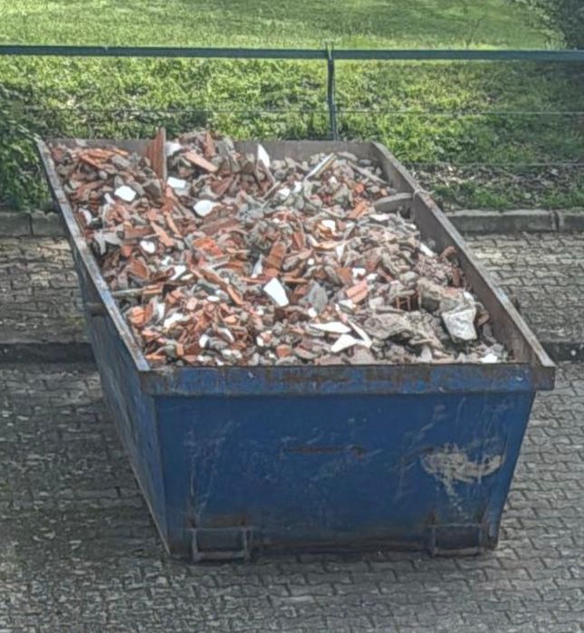 ALCOCHETE e SETÚBAL CONTENTORES e Carrinhas p/ entulho e lixo de obras