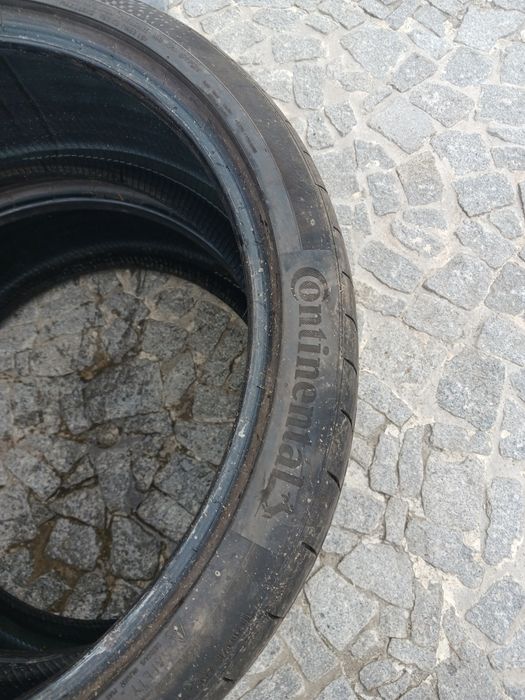 Vendo pneus semi-novos 255/35/21 Continental