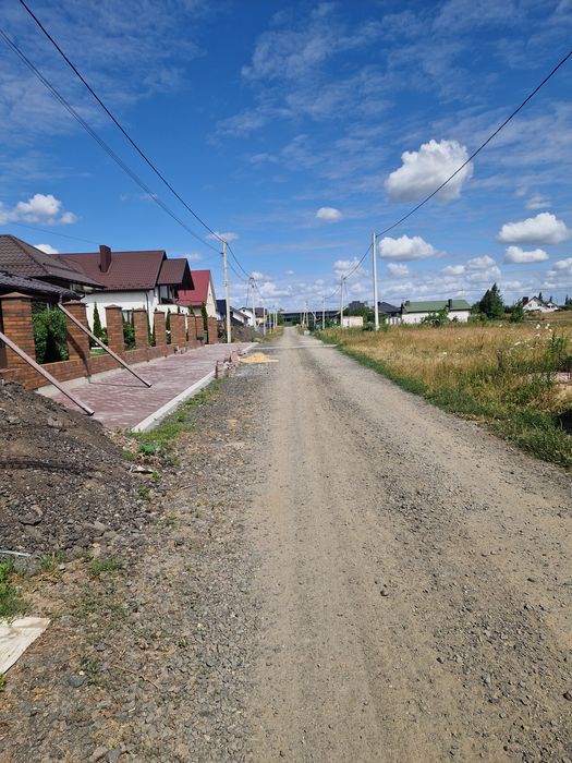 Земельна ділянка .