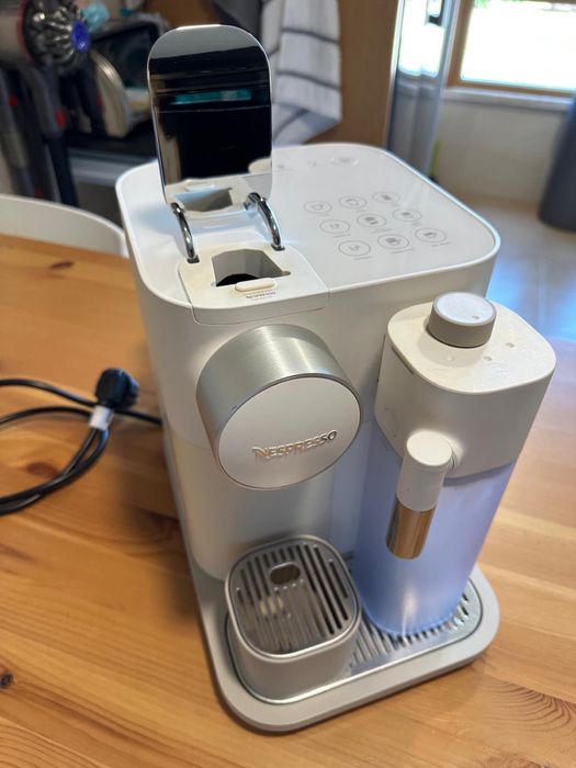 Nespresso DeLonghi Gran Lattissima