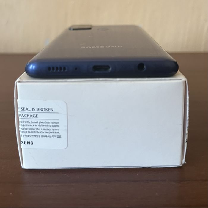 Телефон Samsung Galaxy A21S 32GB Blue в идеальном состоянии