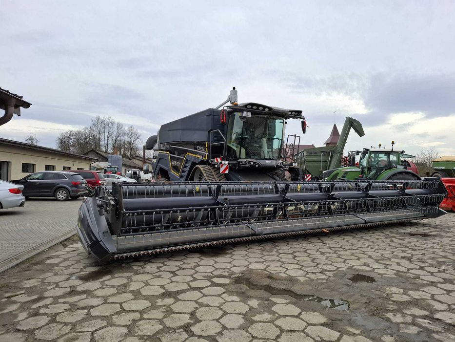 Kombajn zbożowy Fendt IDEAL 8T