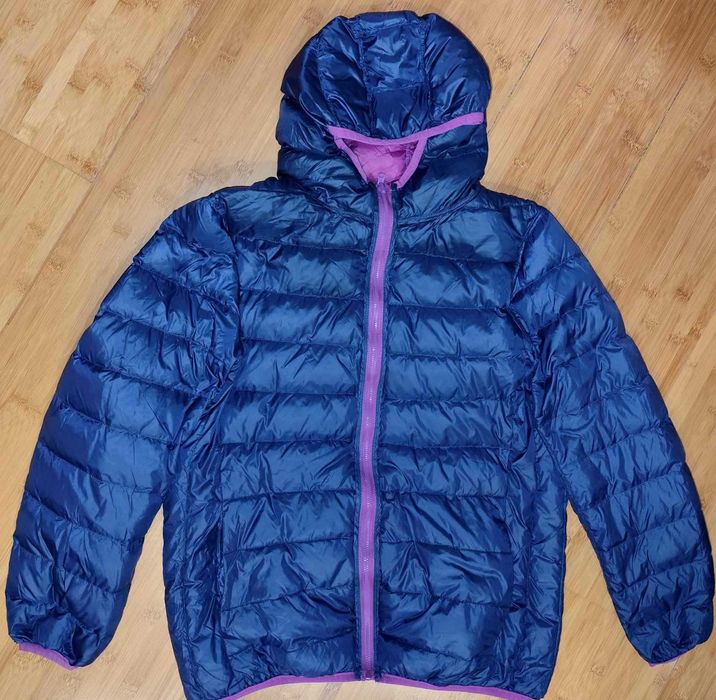 куртка зимняя двухсторонняя с капюшоном, теплая, складывающаяся.
