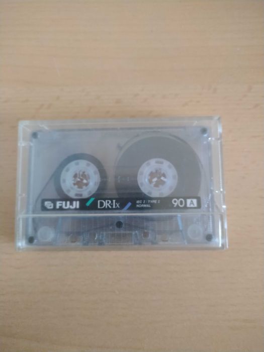 Walkmen ELTA z radiem i słuchawkami jak nówka + gratis
