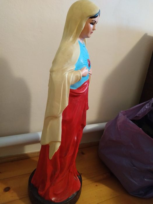 Статуя Богородиці