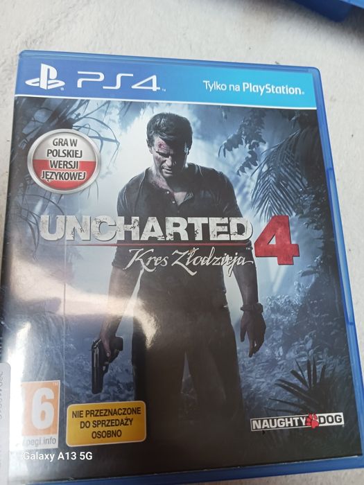 Uncharted 4 ps4 używane