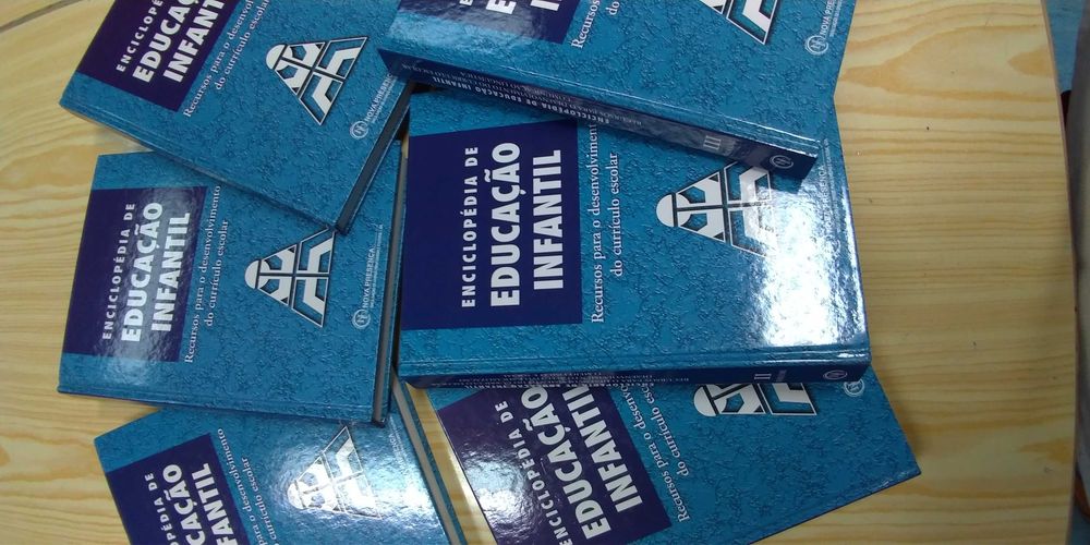 Enciclopédia Infantil