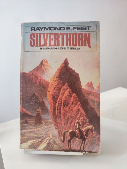 Silverthorn - Raymond E. Feist