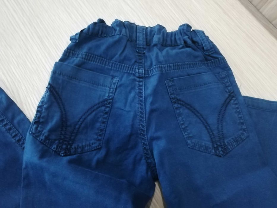 Calças de menino tamanho 4 anos