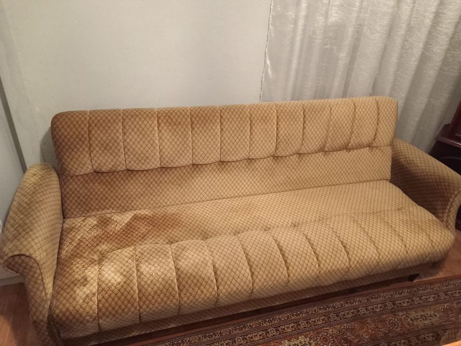 Conjunto Sofá-cama e 2 Poltronas