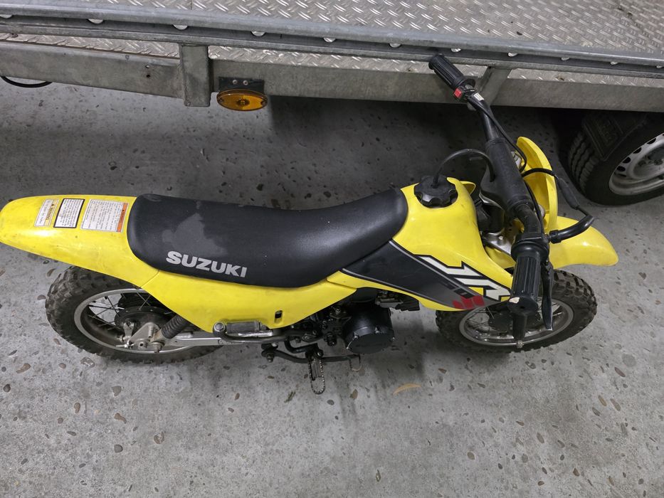 Suzuki JR 50   .