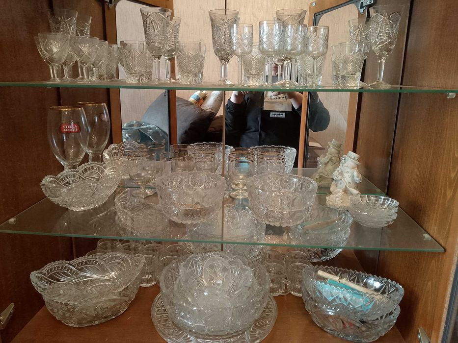 Продам новую посуду, самовар, хрусталь, чайник, чашки