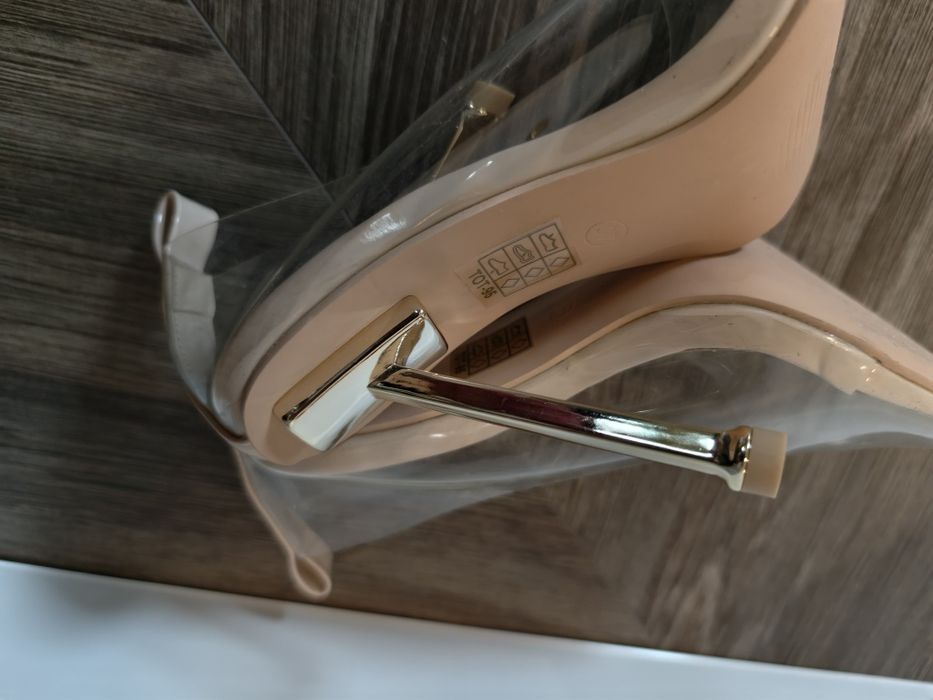 Piękne szpilki damskie 37