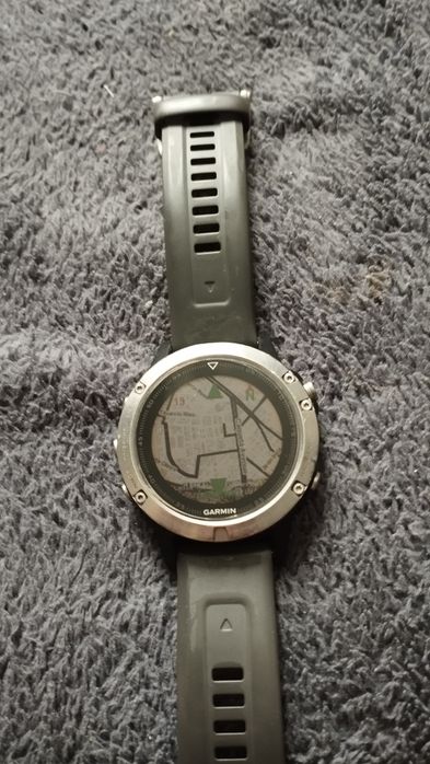 Часы Garmin fenix 5
