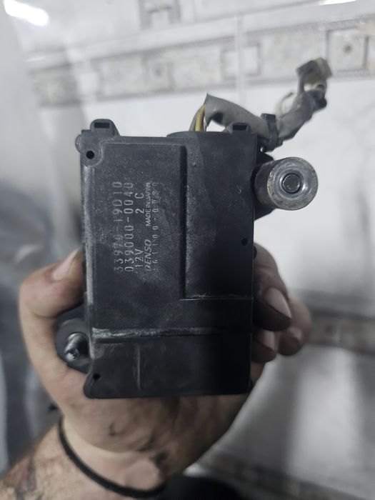 Material gsxr k2 1000