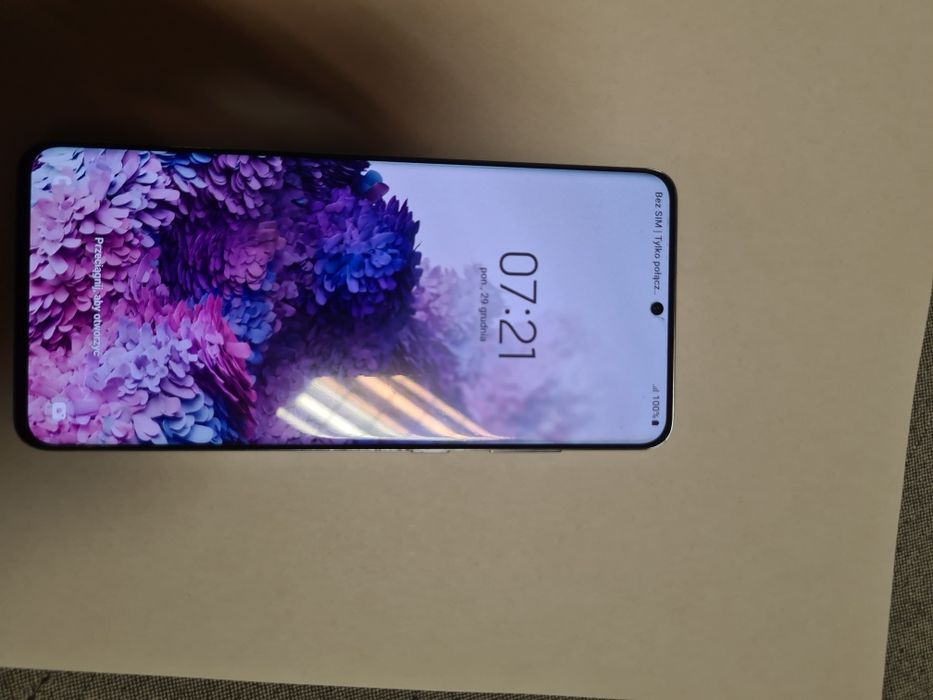 Samsung S20plus  idealny