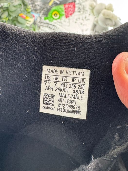 Кросівки Adidas Yung 96 40.5 розмір Е8802