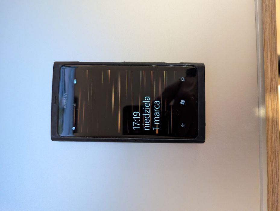 Nokia  Lumia 800