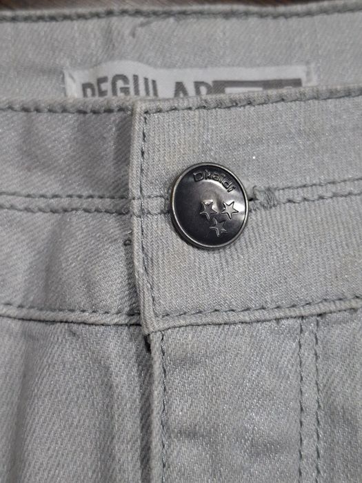Minissaia Ganga Cinzento Okaïdi 10 anos