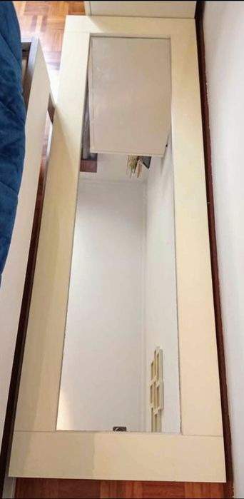 Espelho grande de parede