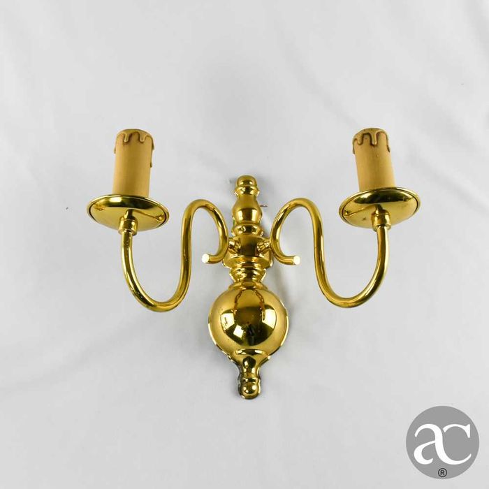 Par apliques parede de 2 lumes metal dourado, meados do séc. XX nº 2