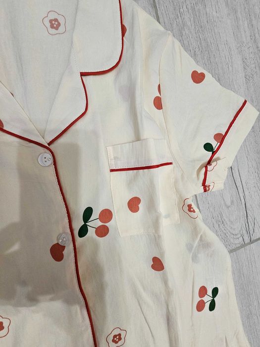 Жіноча піжама/ одяг для сну