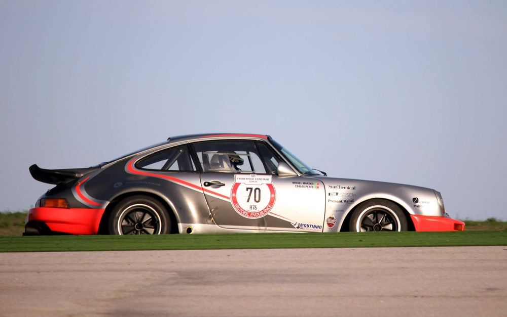 PORSCHE 911 3.0 RS Spec – FIA Passaporte #297