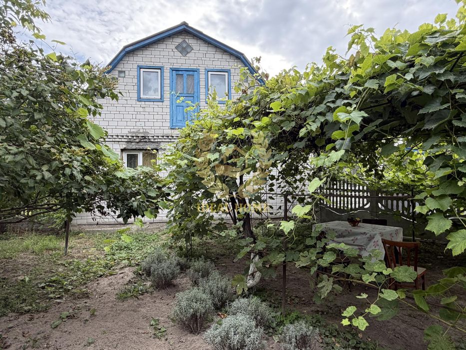 Продаж будинку в центрі с. Ясногородка