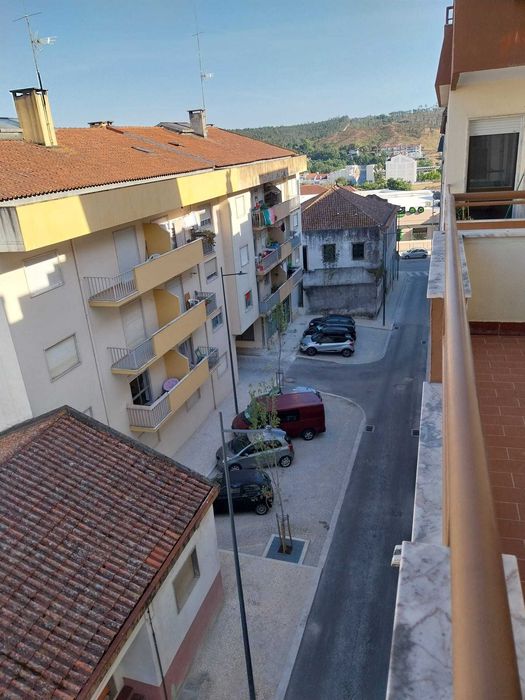 Apartamento T3 para venda em Ourém com varanda