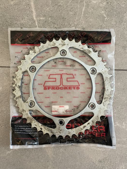 Zębatka STUNT JT Sprockets JTR1068-46 yamaha honda kawasaki hyosung