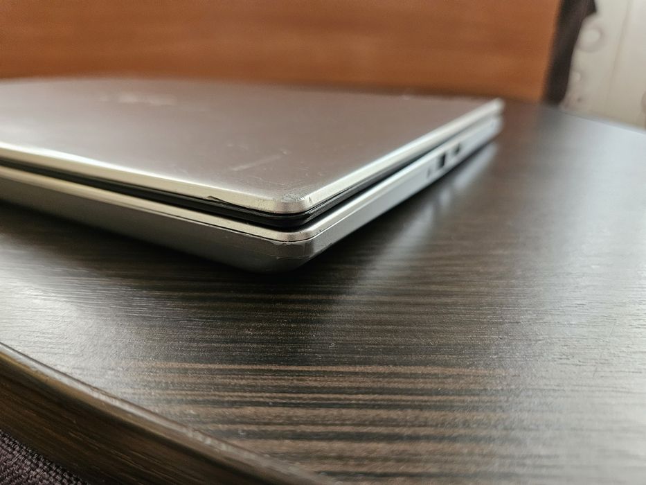 Ноутбук-трансформер Acer Spin 3 (i7-8565U, 16GB RAM, сенсор + стилус) БЕЗ SSD