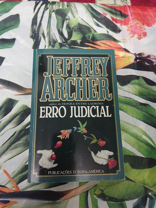 3 Livros de Jeffrey  Archer