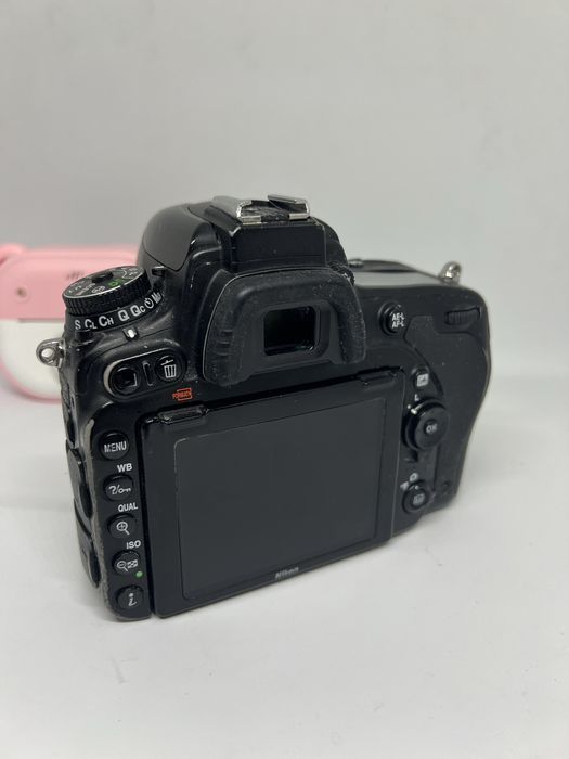 Дзеркальний фотоапарат Nikon D750 body